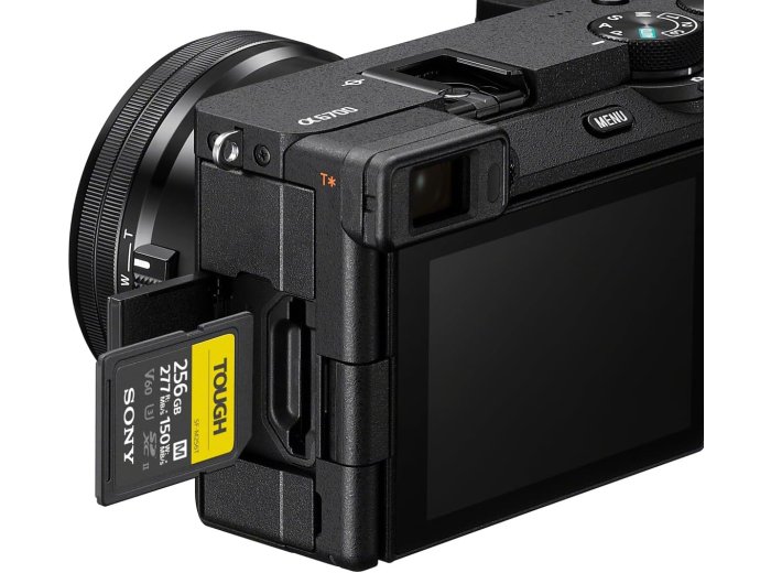 Sony Alpha a6700 Mirrorless Camera with 18-135mm Lens Black